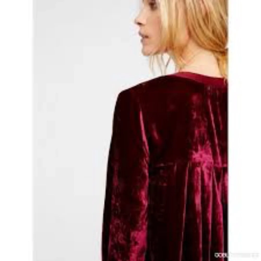 Red Choose Me Velvet Mini Cocktail Dress  Size: US - Picture 5 of 8